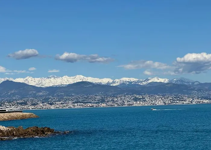 Cosy 2 Pièces élégant Proche Gare Et Port Vauban Apartamento *